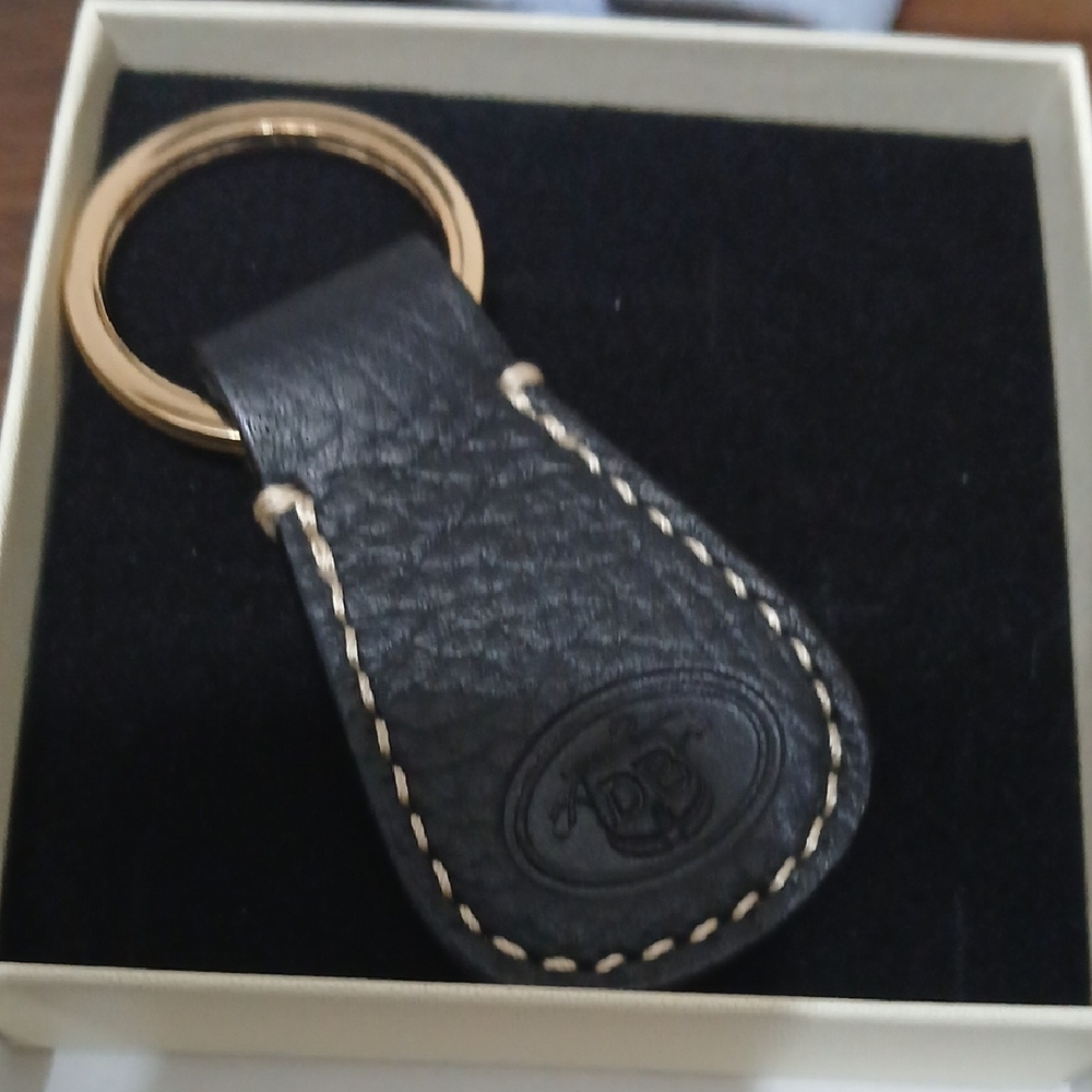 DOONEY & BOURKE Leather Keychain with Contrasting Stitching - Black